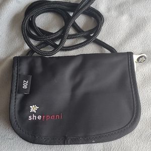 Sherpani purse/wallet